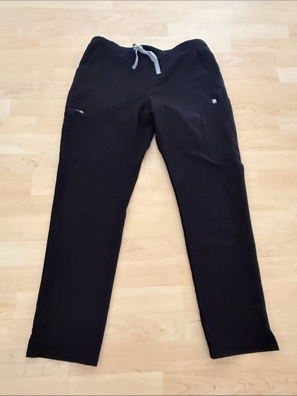 FIGS Technical Collection Black Slim Straight Leg Scrub Pants Women’s Medium